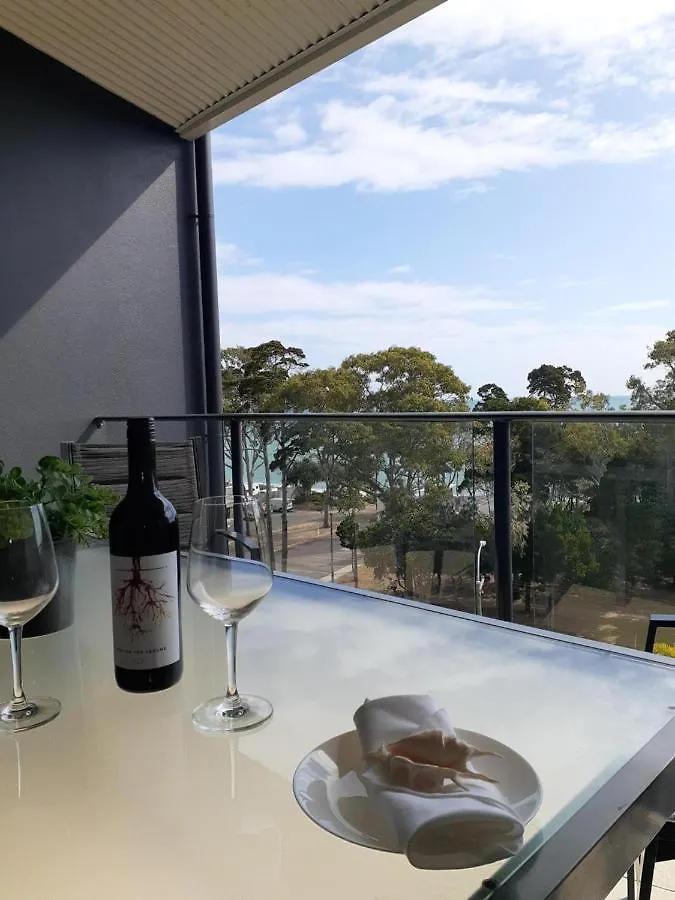 The Bay Apartments Hervey Bay 4*,