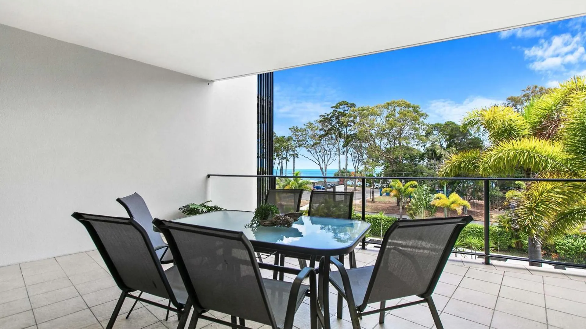 Aparthotel The Bay Apartments Hervey Bay