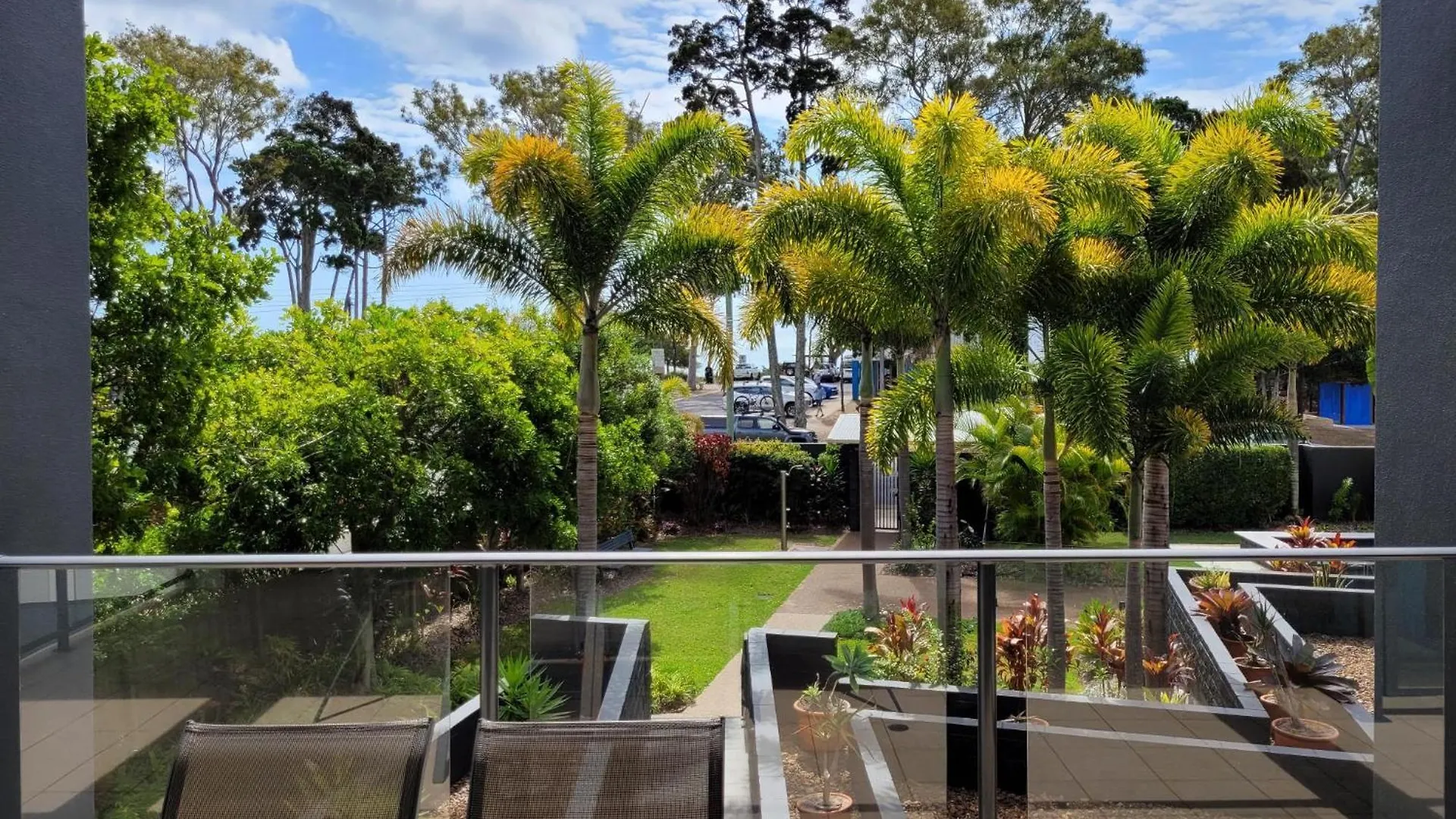 The Bay Apartments Hervey Bay 4*,  Australia
