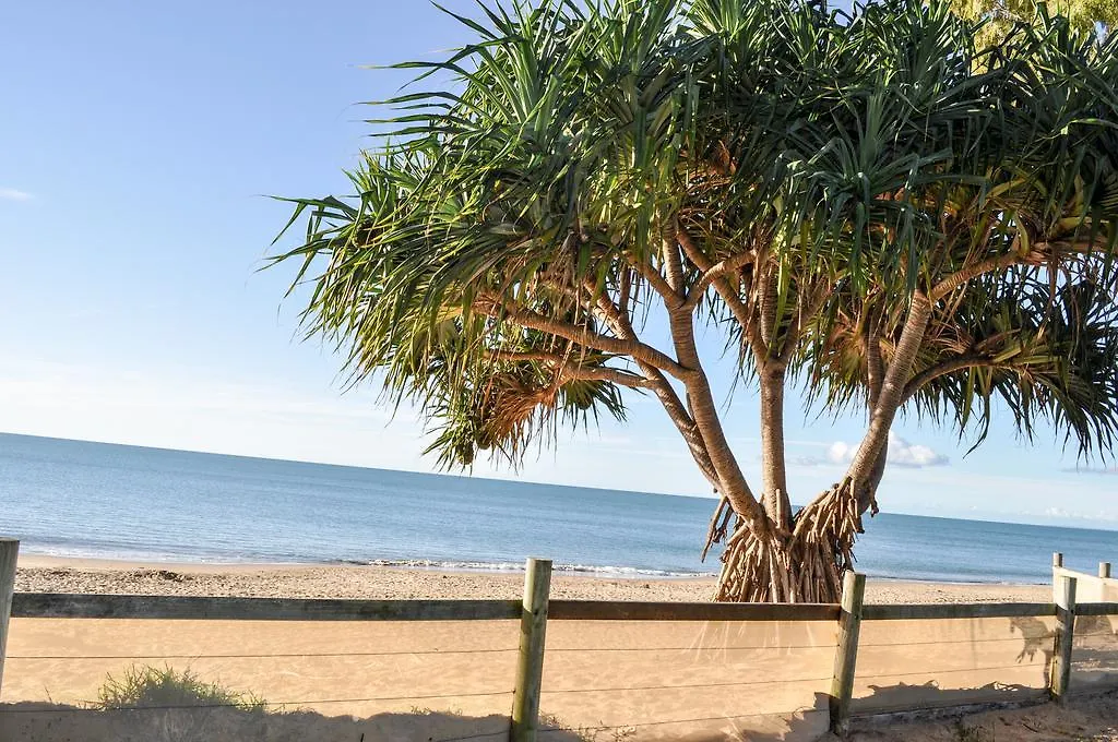 **** Aparthotel The Bay Apartments Hervey Bay Australia