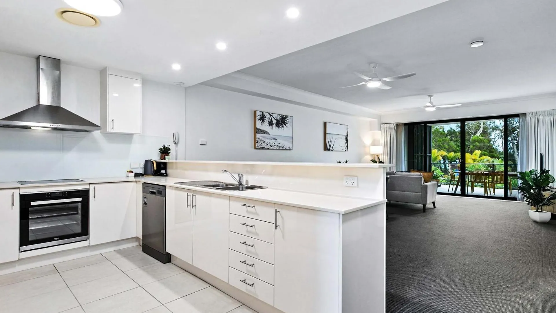 The Bay Apartments Hervey Bay Aparthotel